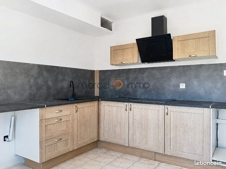 Maison à vendre, 217m², La Cresse