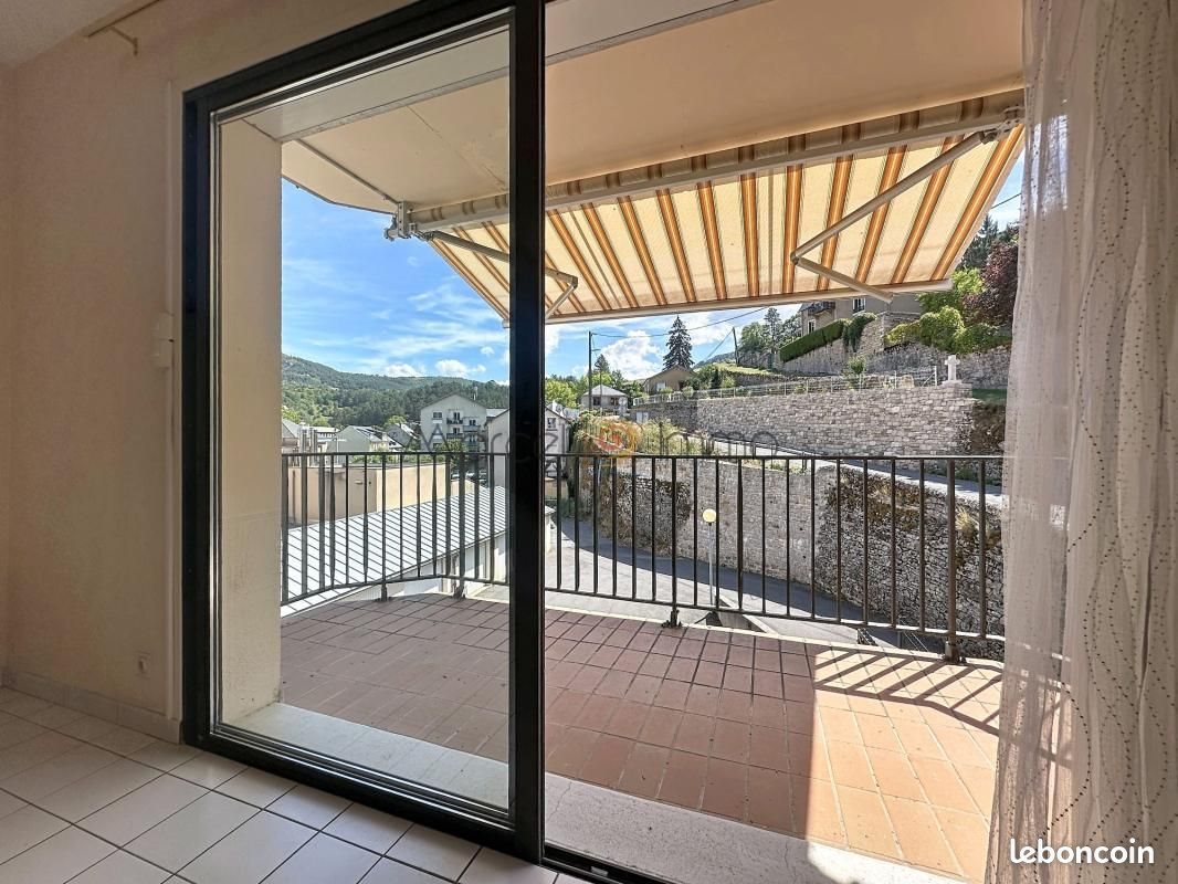 Appartement à louer, 68m², La Canourgue