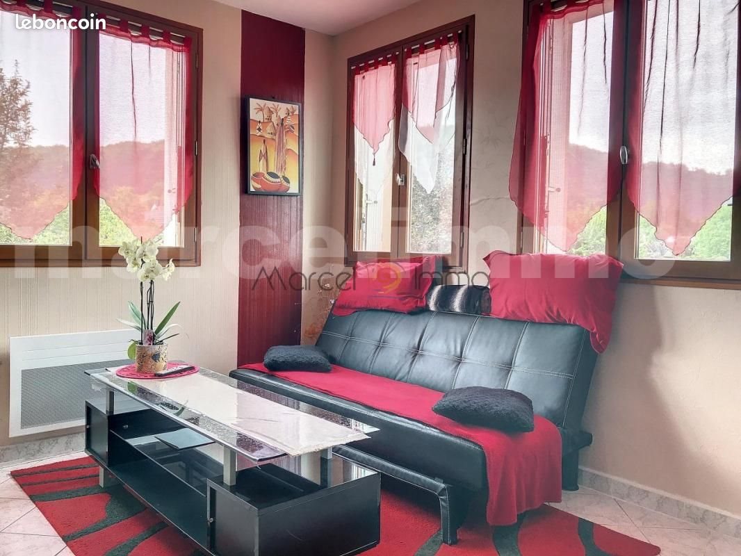 Appartement à louer, 48m², Banassac