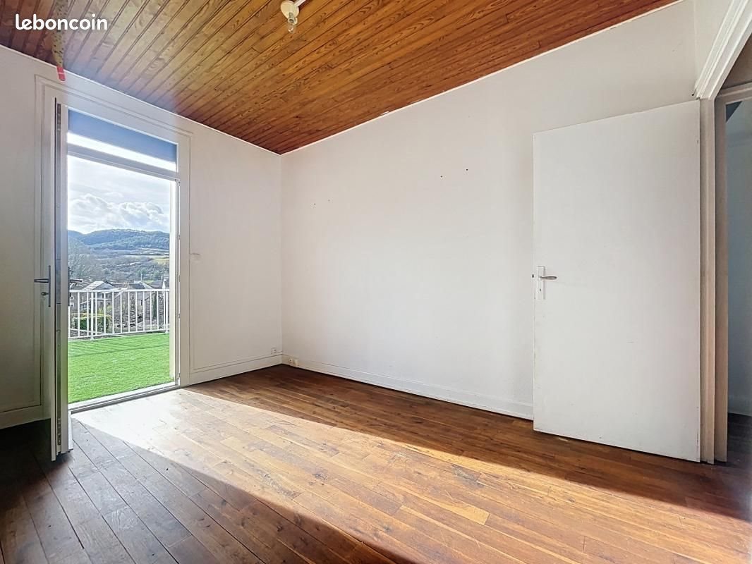 Maison à louer, 95m², Banassac