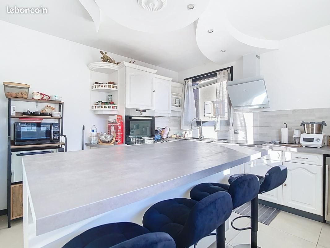 Maison à vendre, 195m², Mende