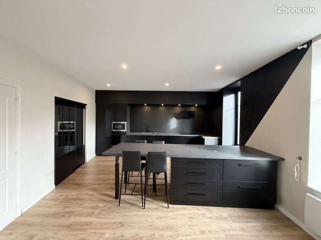 Maison à vendre, 240m², Ludesse