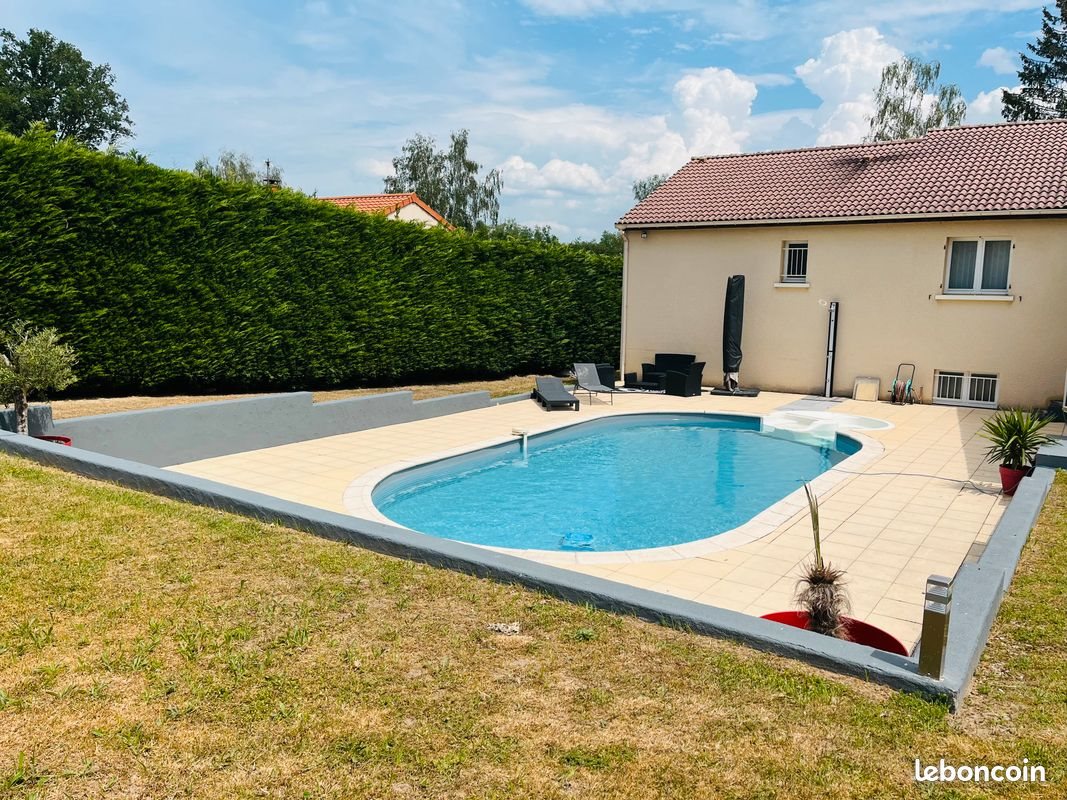Maison à vendre, 135m², Orléat