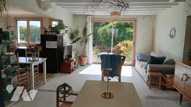 Maison à vendre, 105m², Bains-sur-Oust