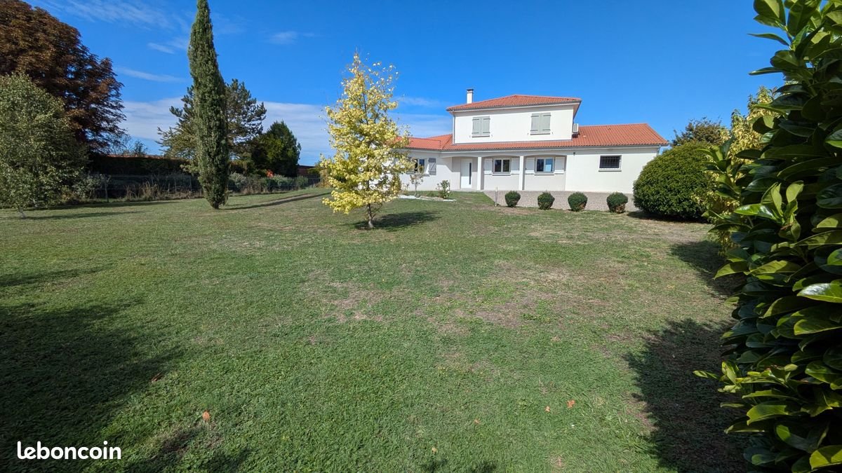 Maison à vendre, 176m², Chappes