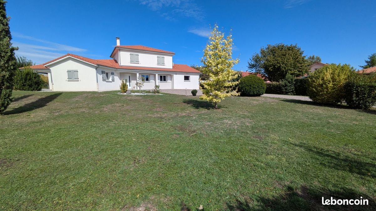 Maison à vendre, 176m², Chappes