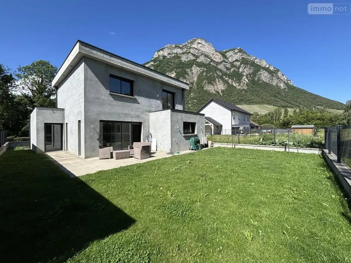 Maison à vendre, 137m², Porte-de-Savoie