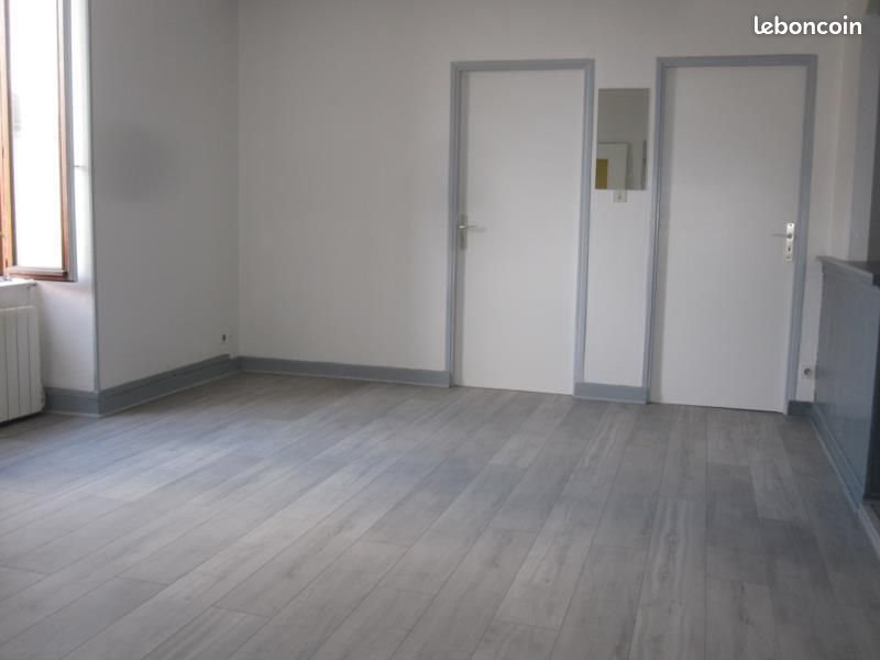 Appartement à louer, 56m², Lapalisse