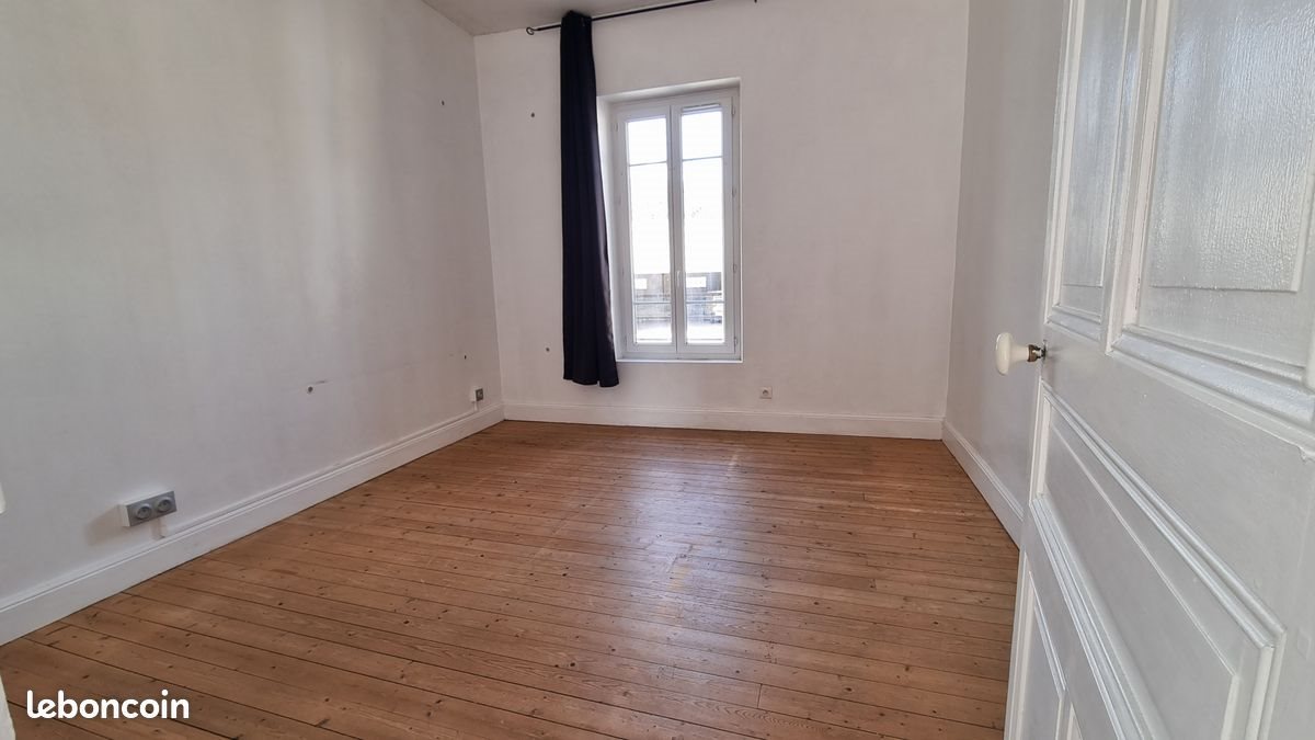 Appartement à louer, 62m², Le Donjon
