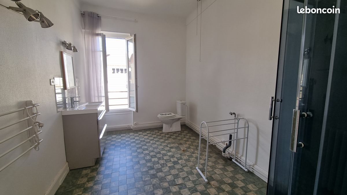 Appartement à louer, 62m², Le Donjon