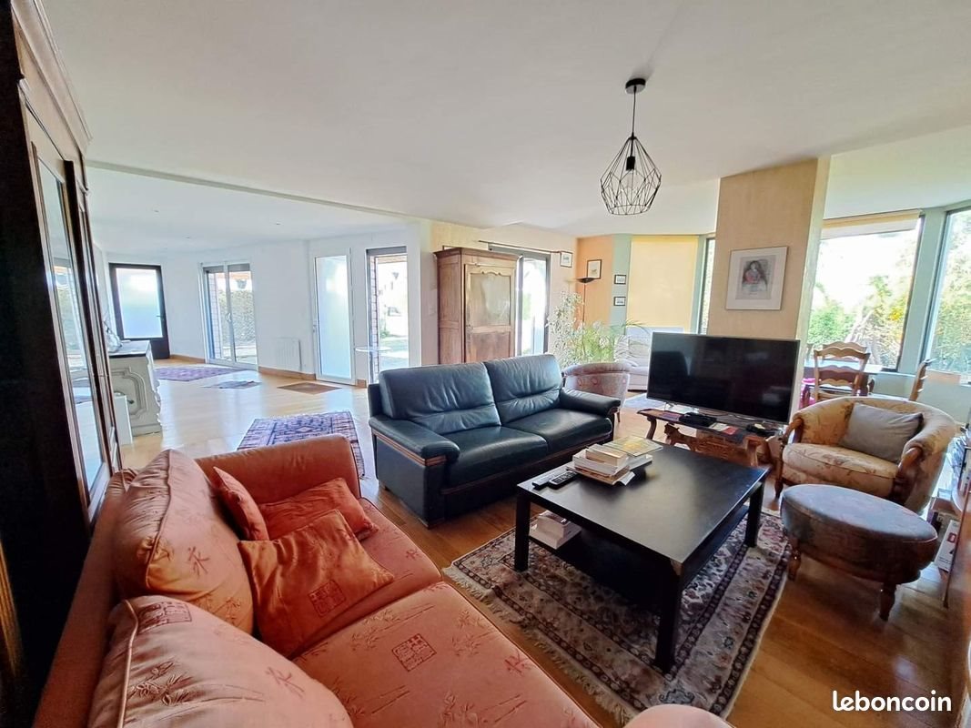 Maison à vendre, 223m², Ombrée d'Anjou