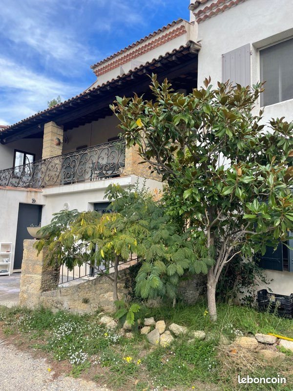 Maison à vendre, 240m², Pélissanne