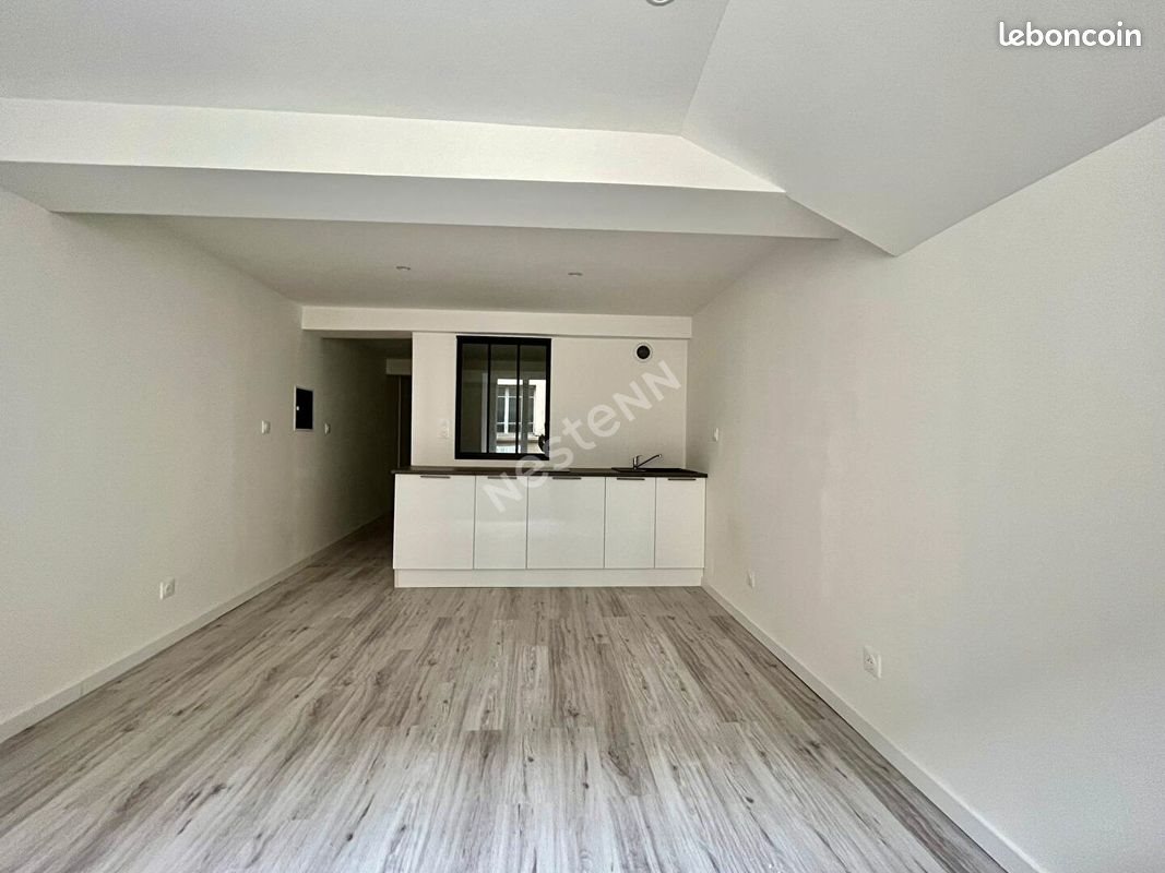 Appartement à louer, 32m², Saint-Amour