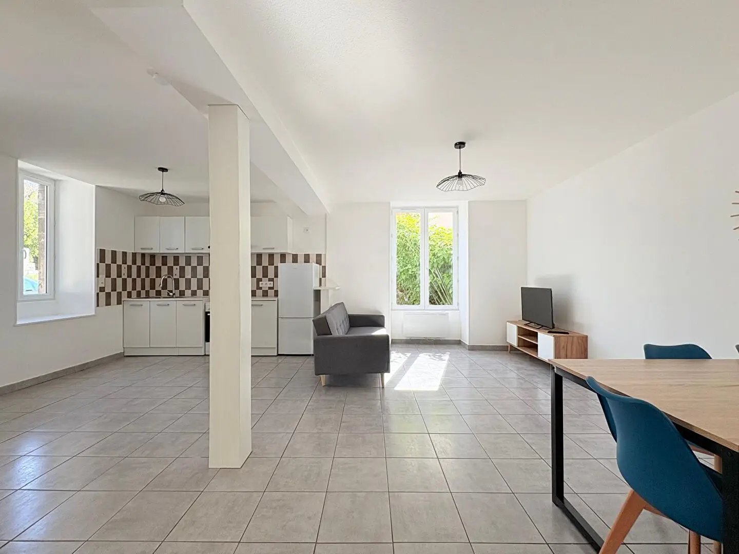 Appartement à louer, 63m², Cousance