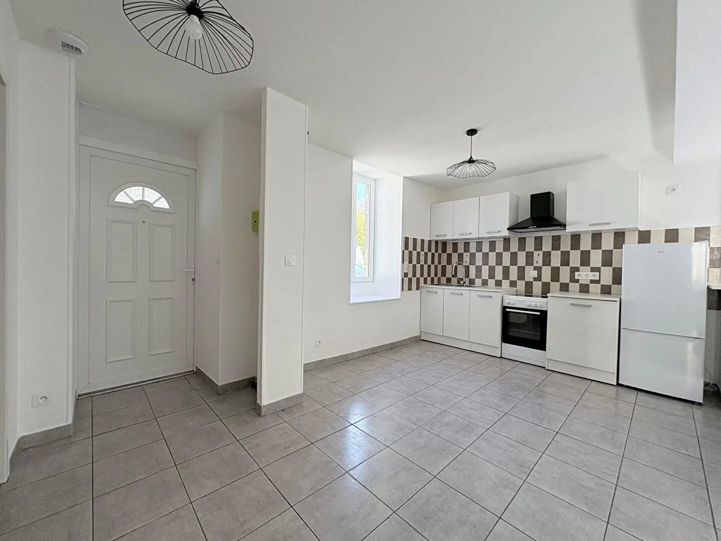 Appartement à louer, 63m², Cousance