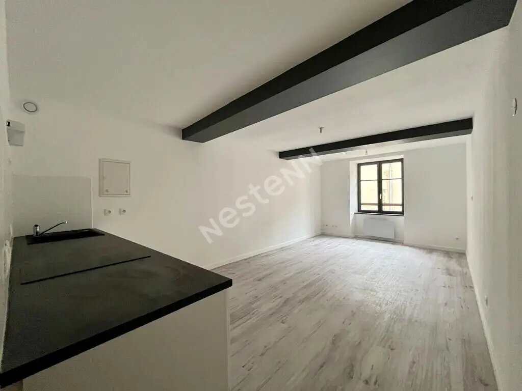 Appartement à louer, 27m², Saint-Amour