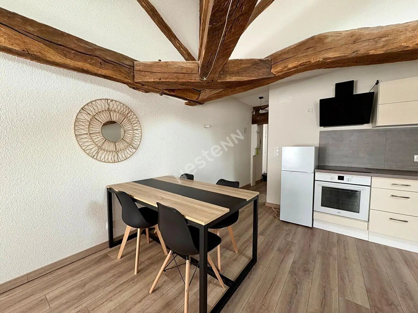 Appartement à louer, 46m², Saint-Amour