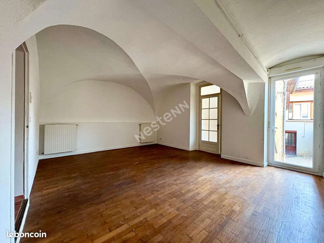 Appartement à louer, 74m², Coligny