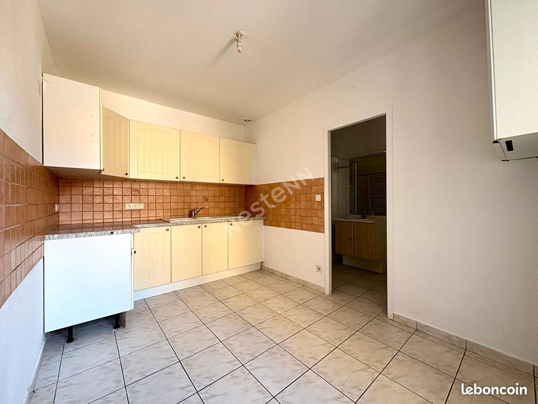 Appartement à louer, 74m², Coligny