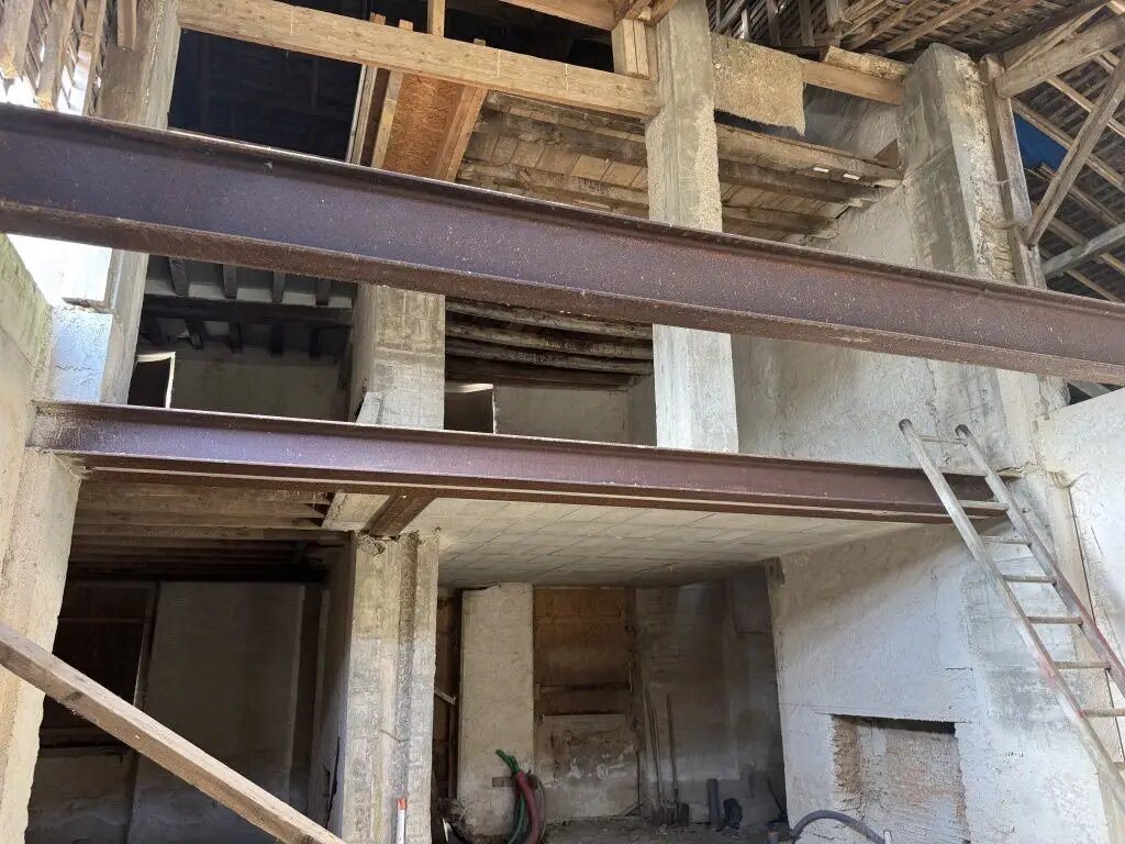 Maison à vendre, 235m², La Cropte