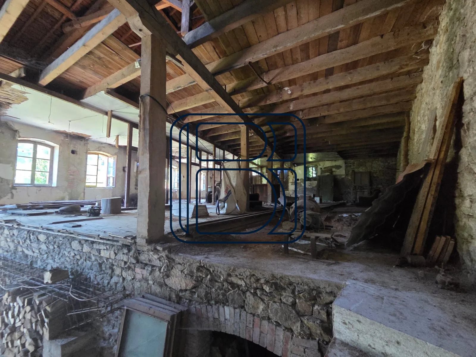 Maison à vendre, 157m², Olliergues