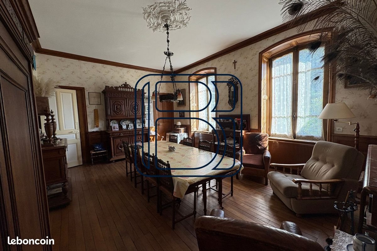 Maison à vendre, 344m², Ambert