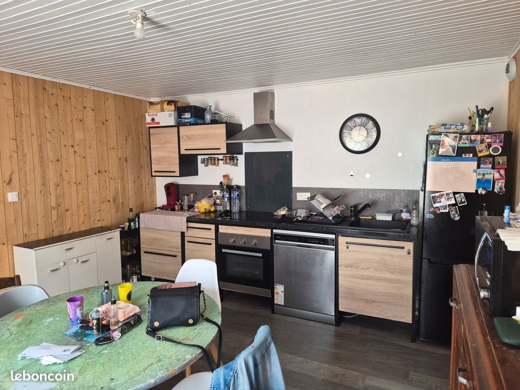 Maison à louer, 109m², Celle-Lévescault