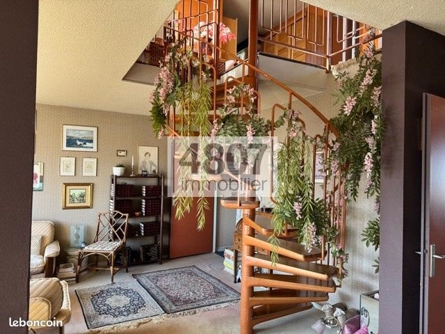 Appartement à vendre, 157m², Saint-Julien-en-Genevois