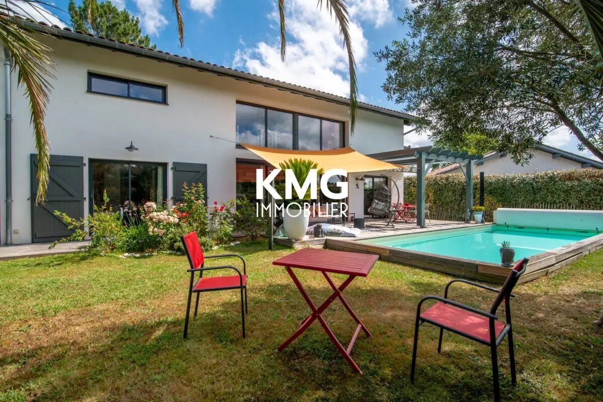 Maison à vendre, 167m², Bassussarry