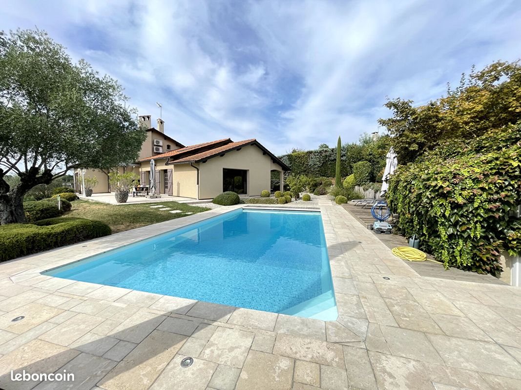 Maison à vendre, 190m², Montanay
