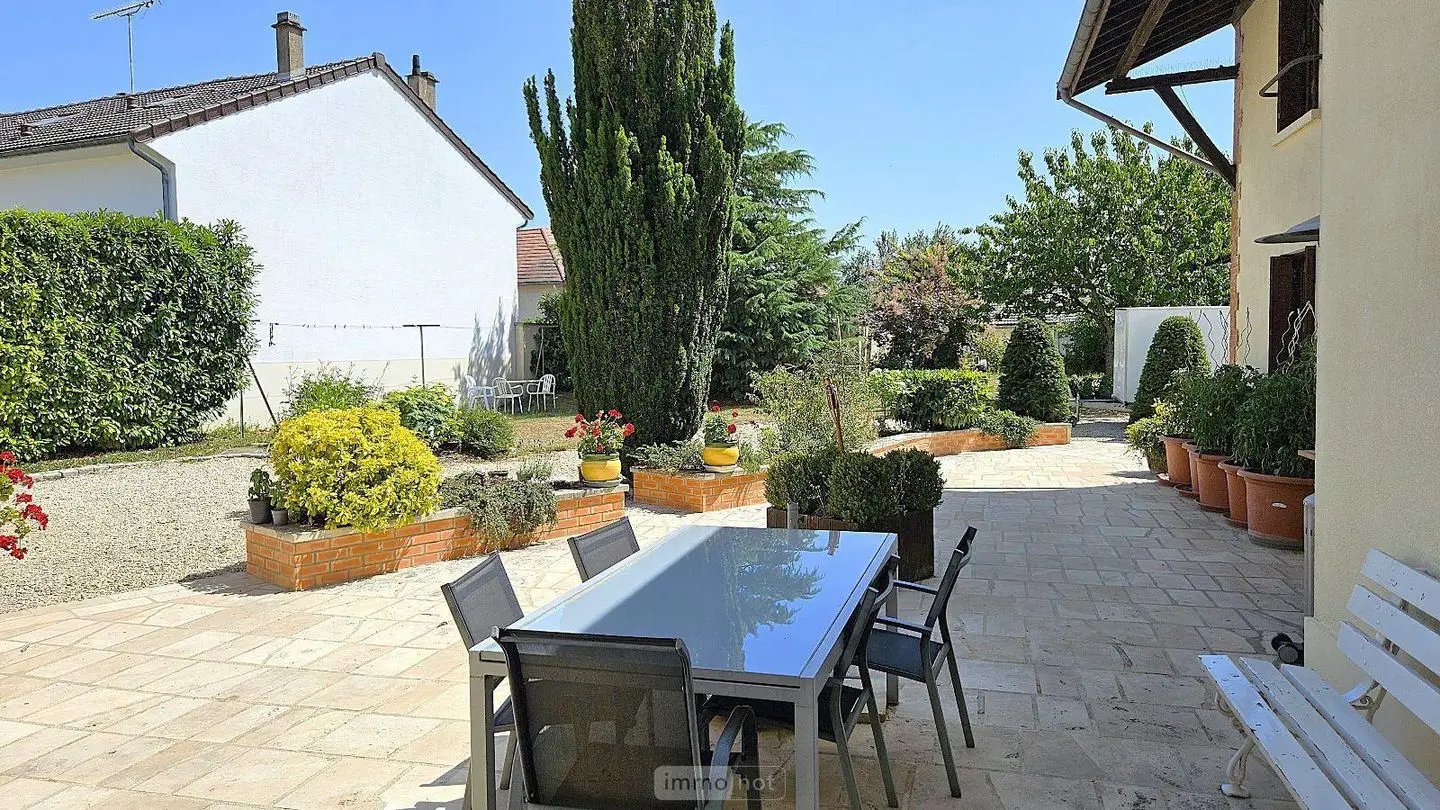 Maison à vendre, 270m², Vitry-en-Perthois
