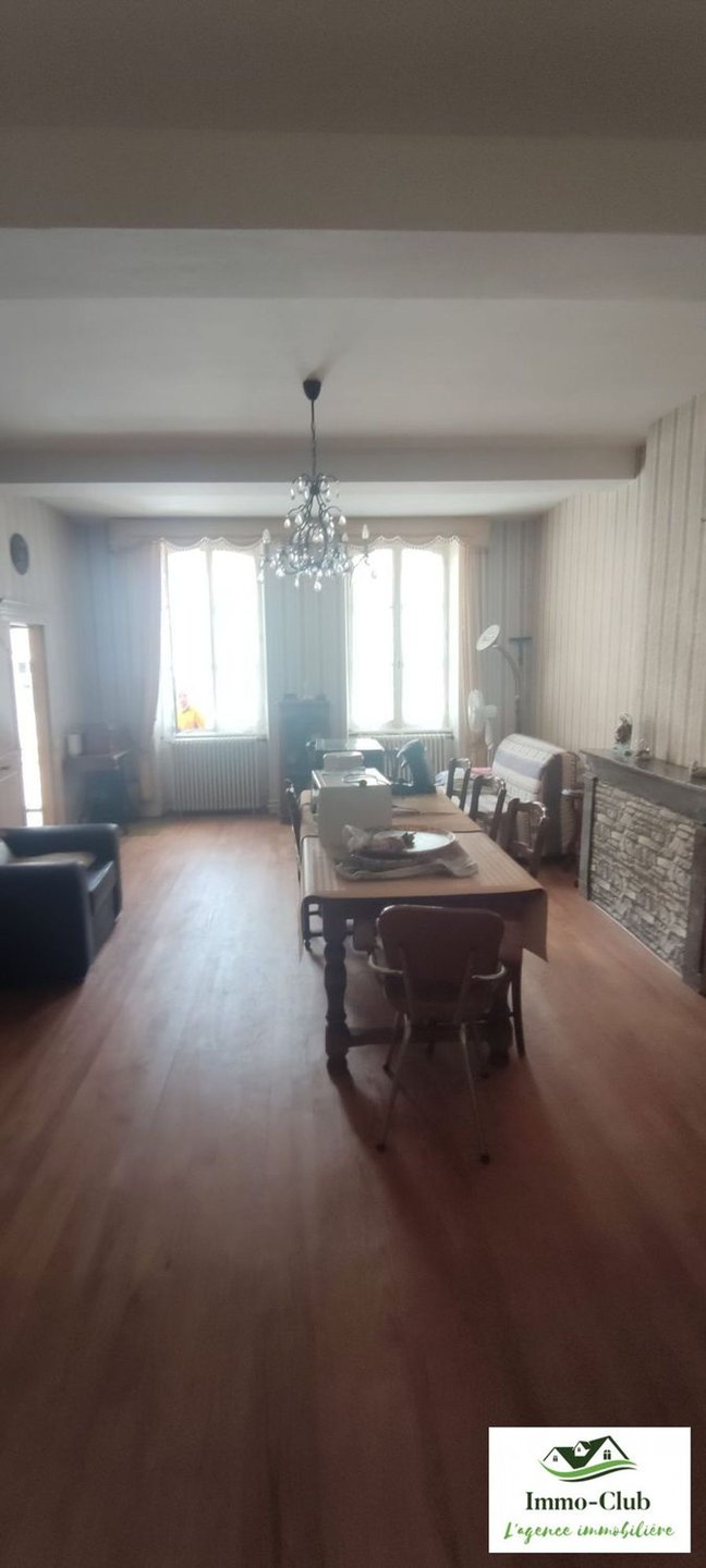 Maison à vendre, 120m², Château-Chinon (Ville)