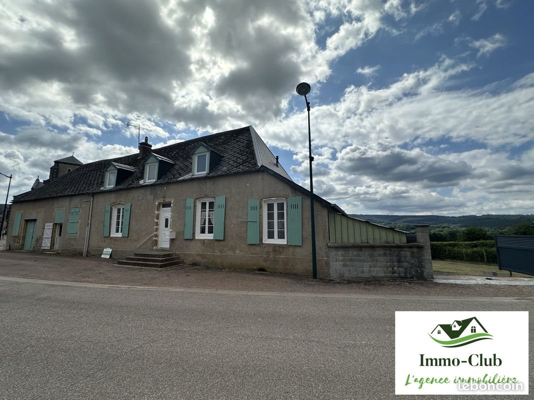 Maison à vendre, 81m², Arleuf