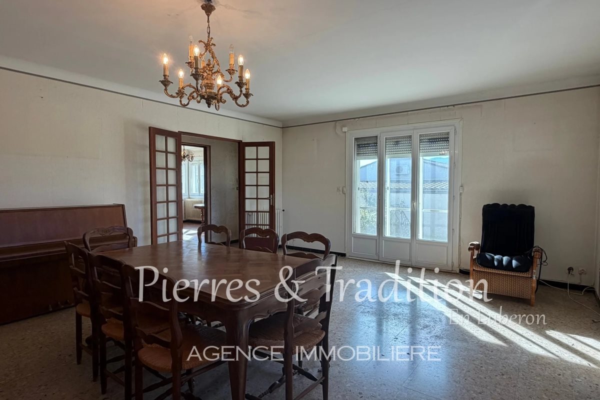Maison à vendre, 218m², Gargas
