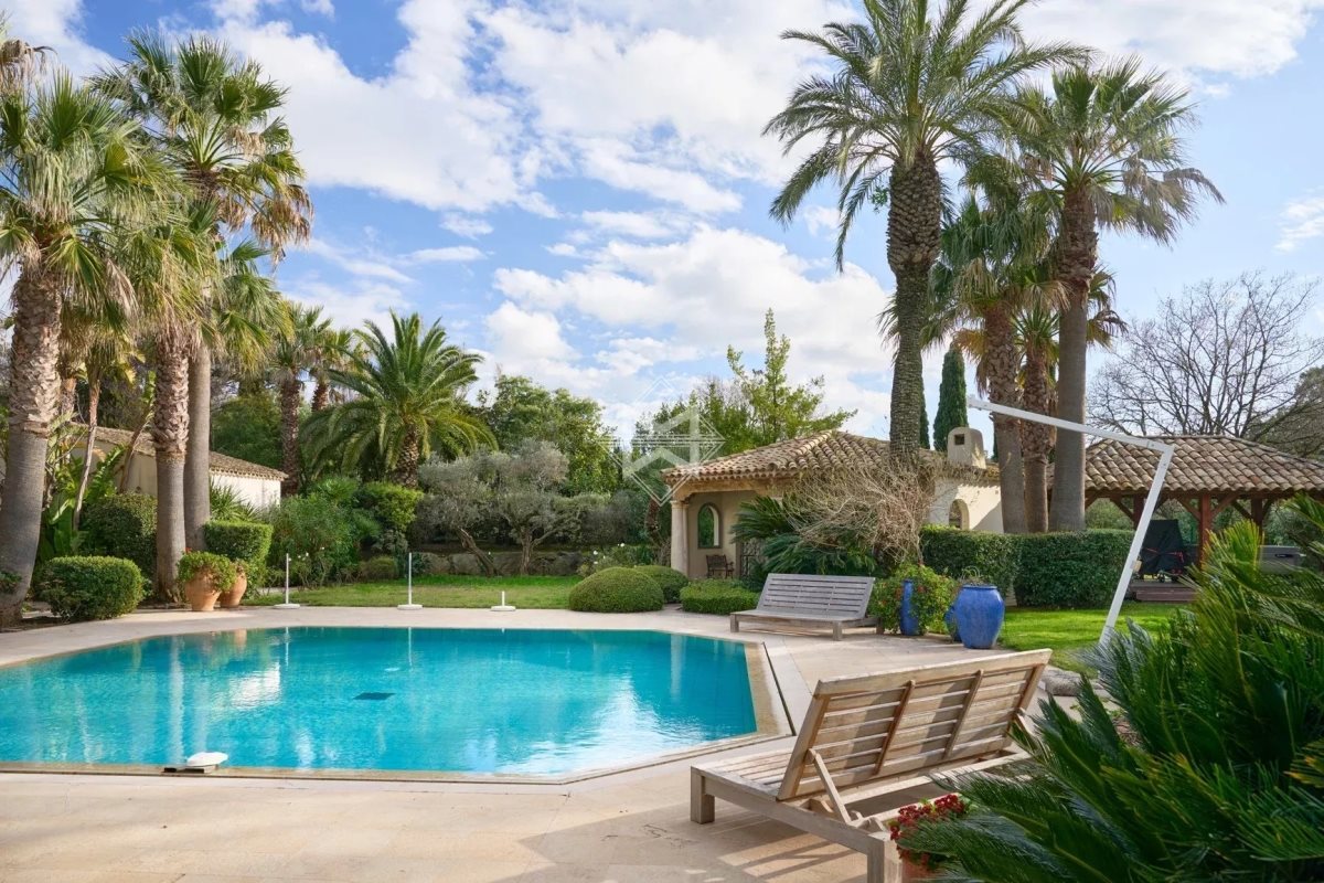 Maison à vendre, 434m², Saint-Tropez