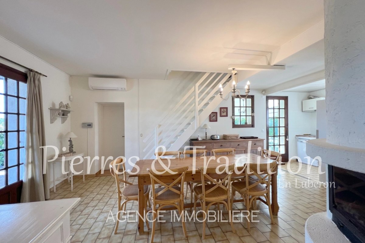 Maison à vendre, 137m², Saint-Saturnin-lès-Apt