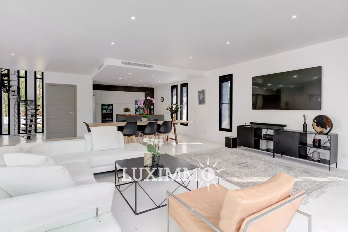 Maison à louer, 190m², Mougins