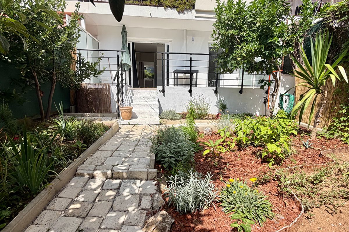 Appartement à louer, 29m², Cagnes-sur-Mer