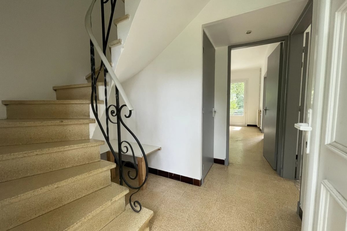 Maison à louer, 136m², Malemort-du-Comtat