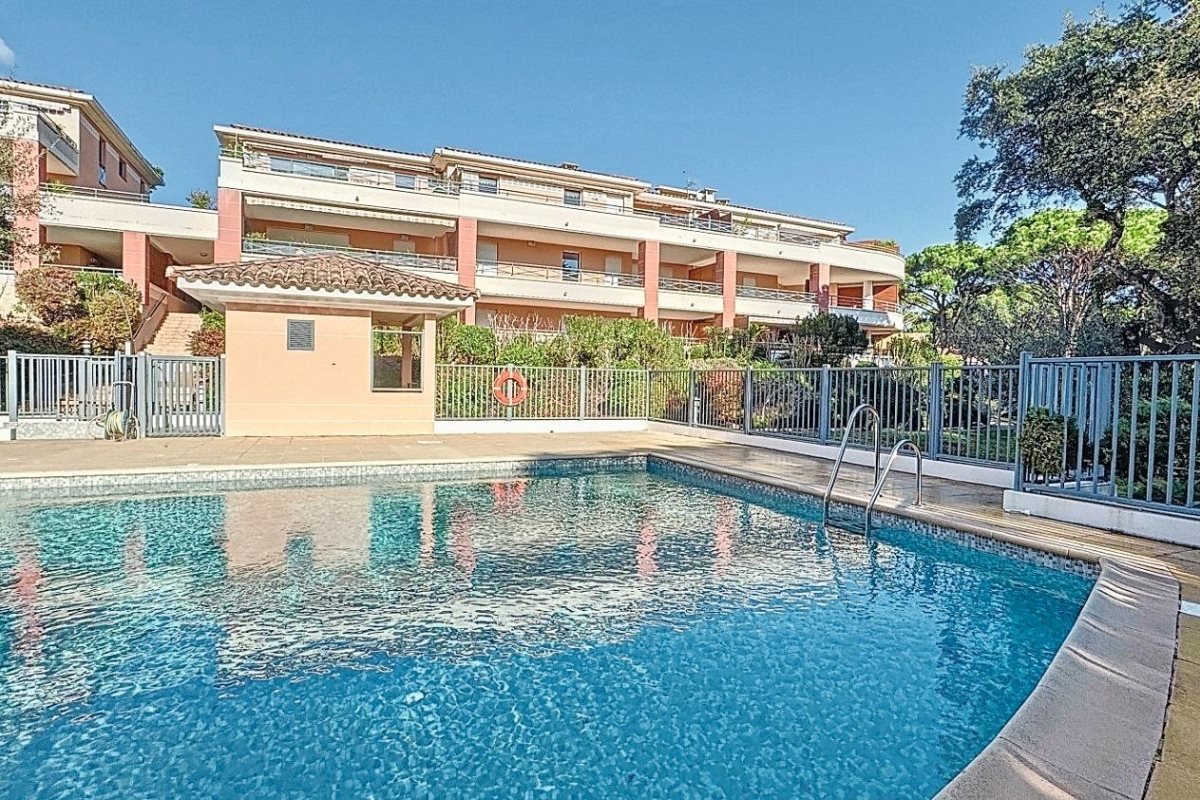 Appartement à vendre, 55m², Saint-Raphaël