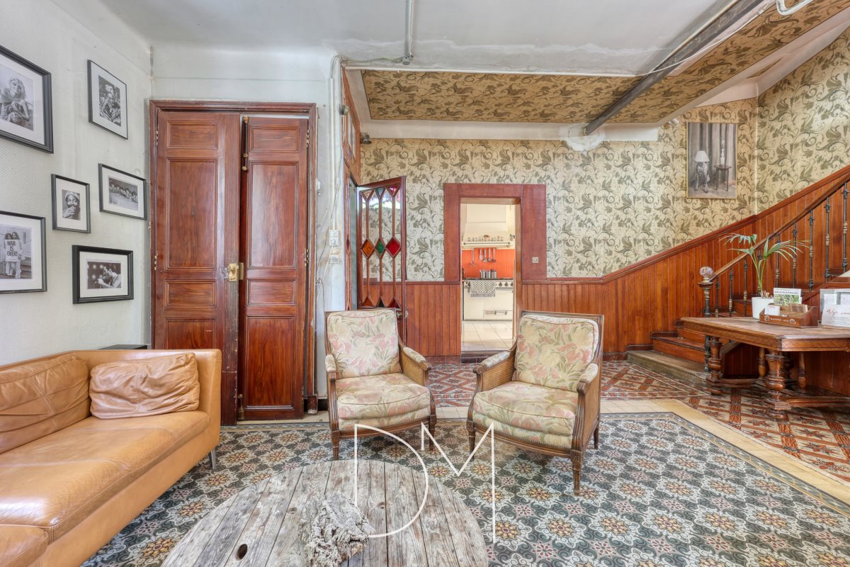 Maison à vendre, 256m², Méounes-lès-Montrieux
