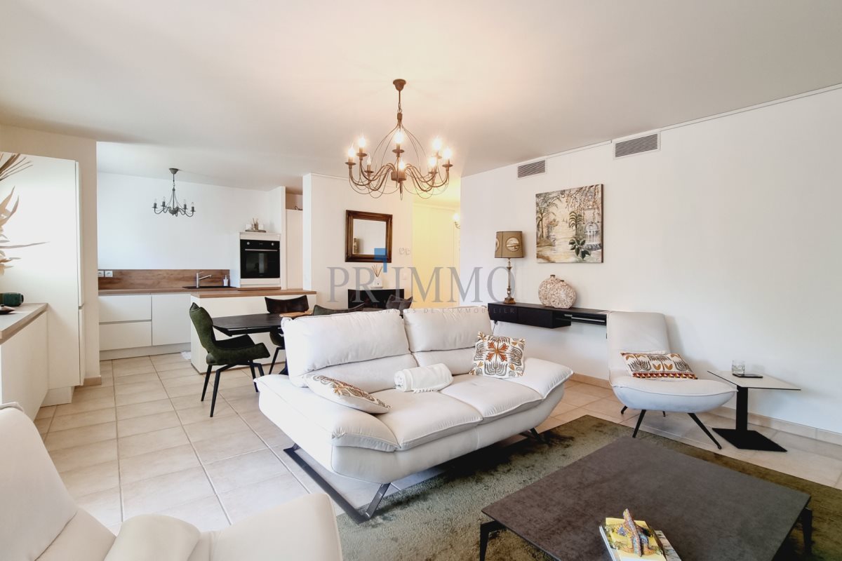 Appartement à vendre, 73m², Saint-Raphaël