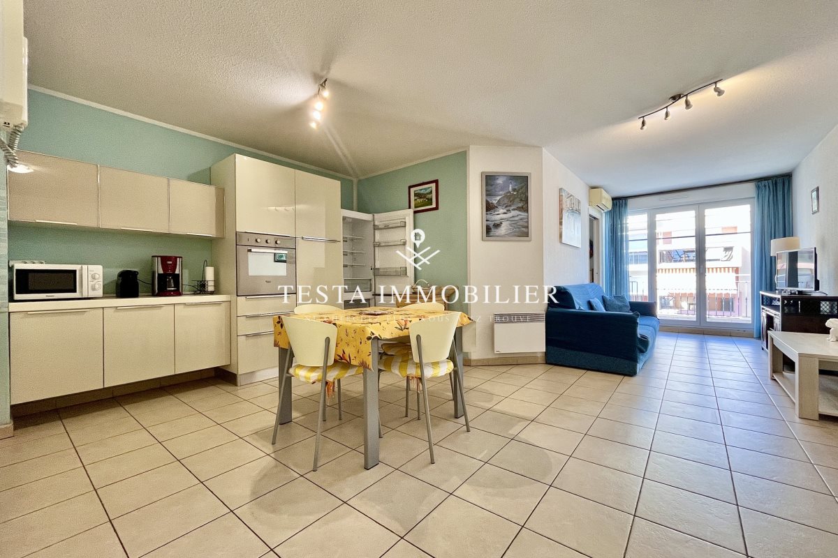 Appartement à louer, 45m², Menton