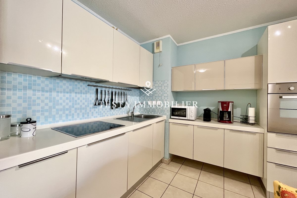 Appartement à louer, 45m², Menton