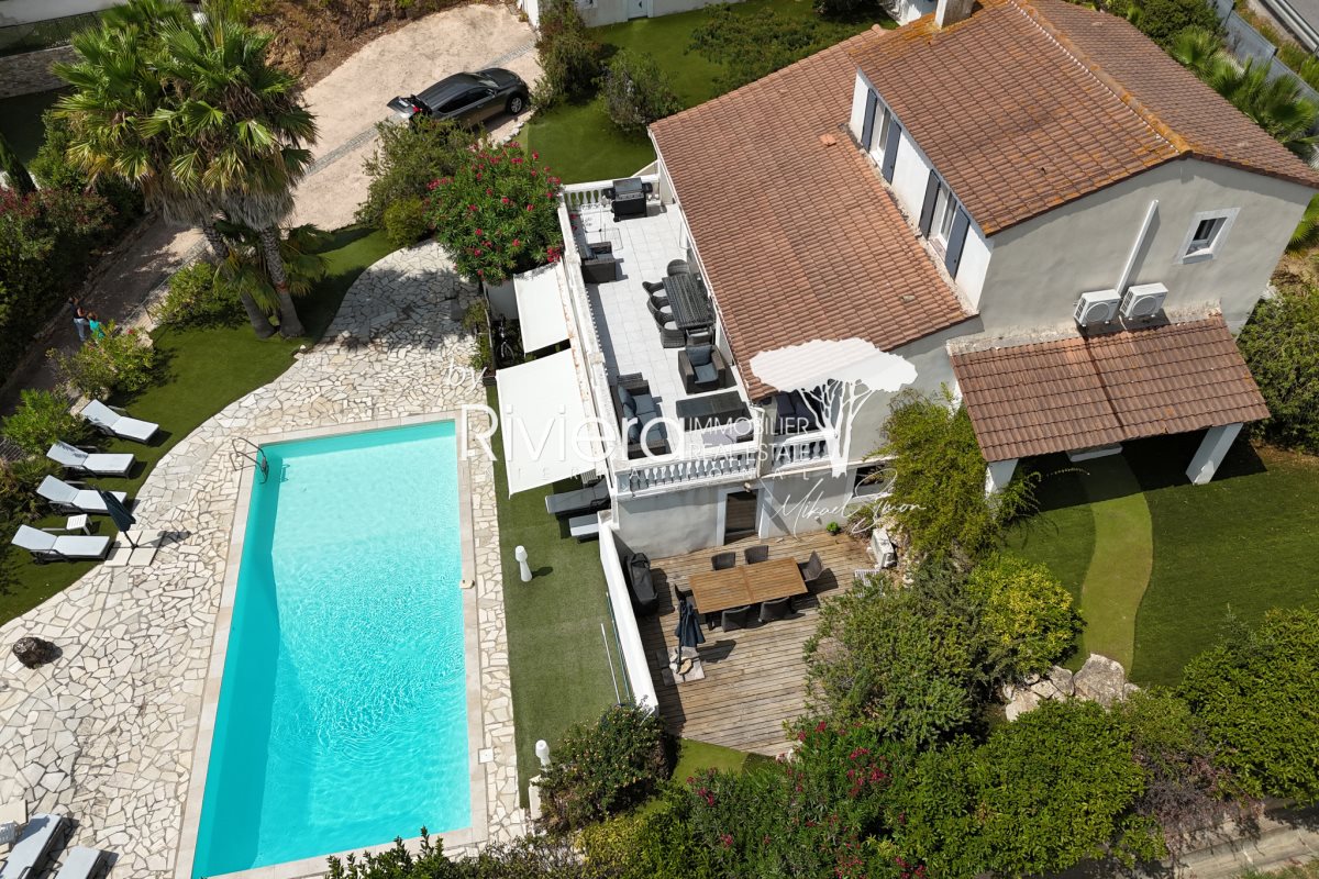 Maison à vendre, 225m², La Croix-Valmer