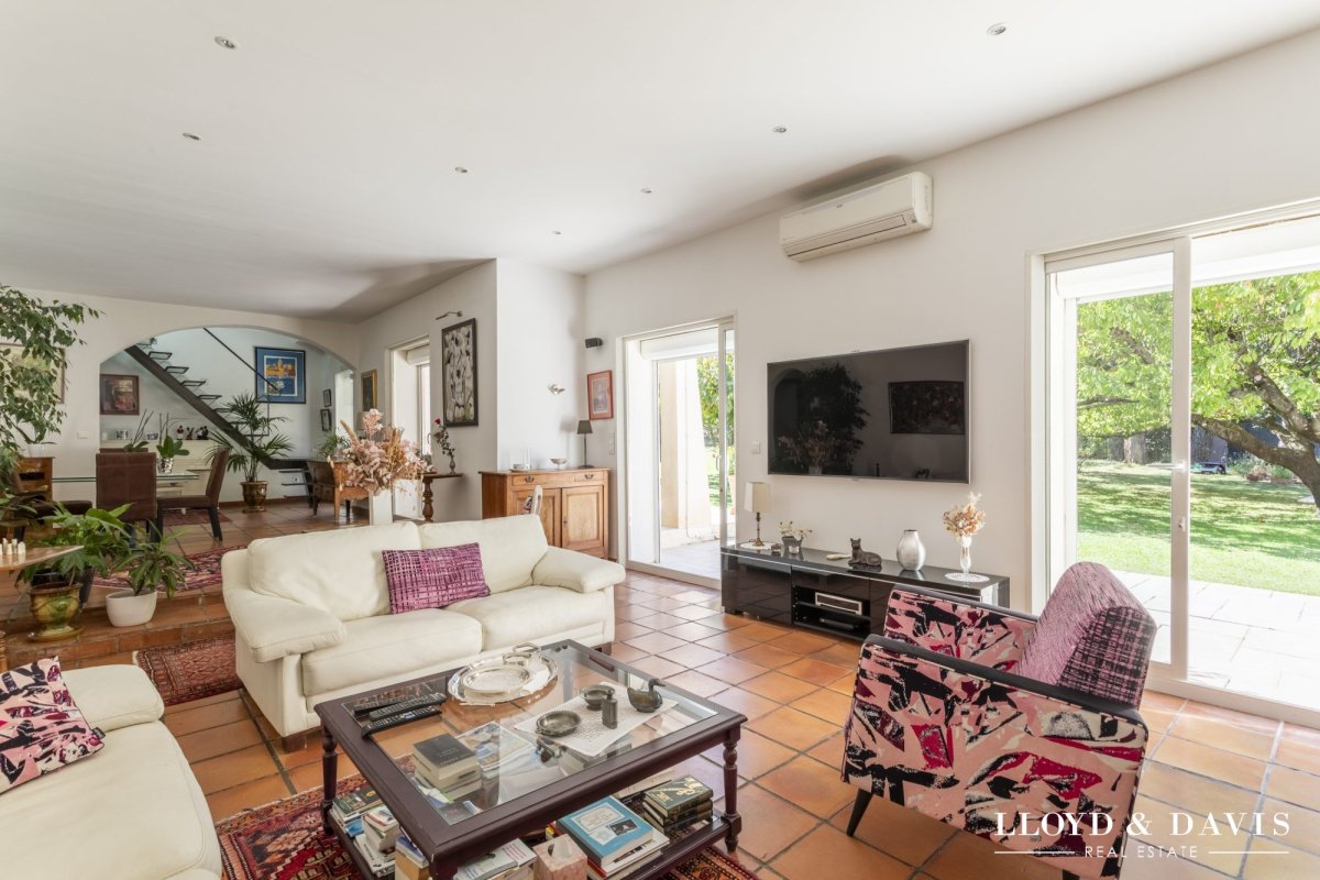Maison à vendre, 260m², Venelles