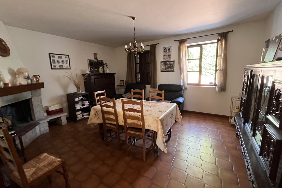 Maison à vendre, 176m², Malaucène