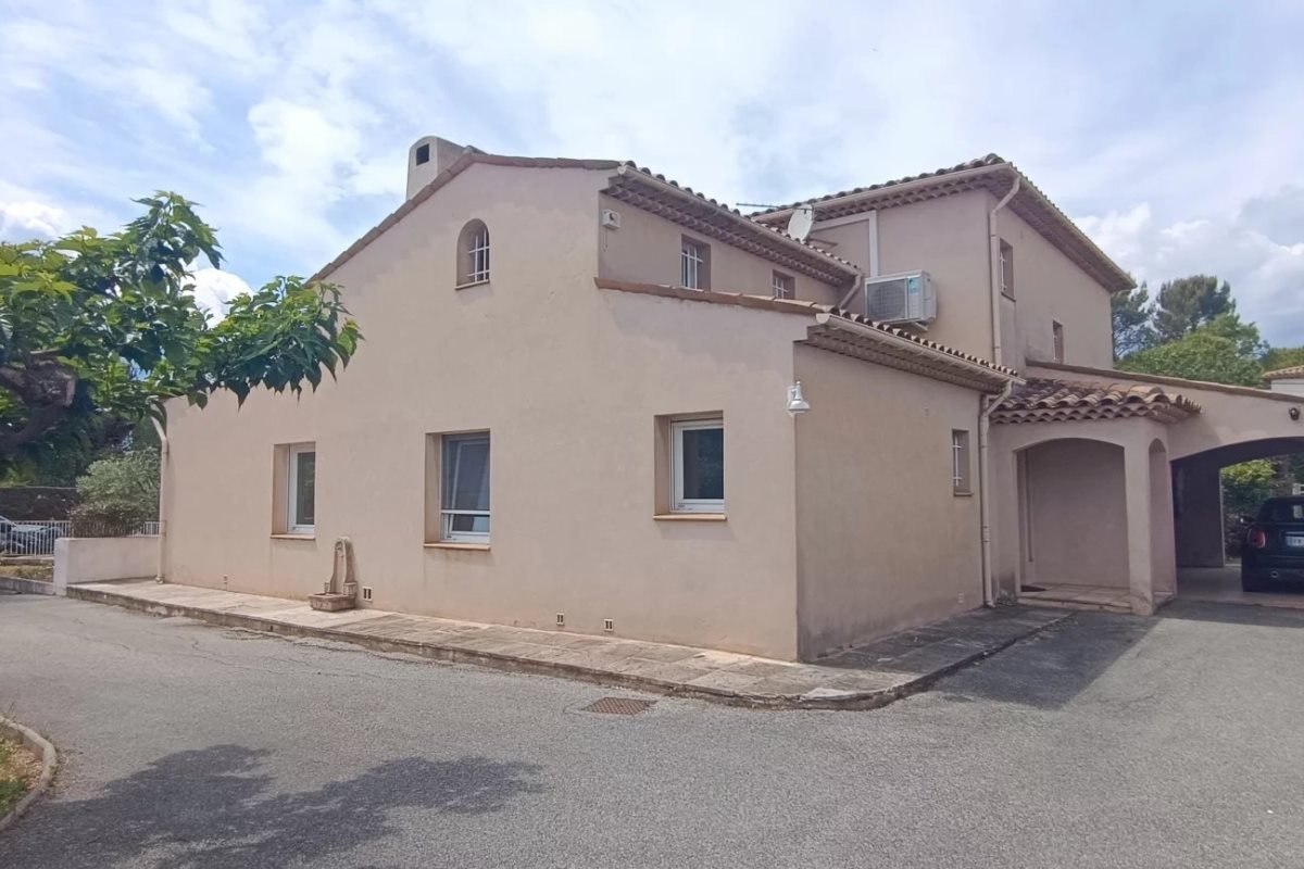 Maison à vendre, 313m², Mouans-Sartoux