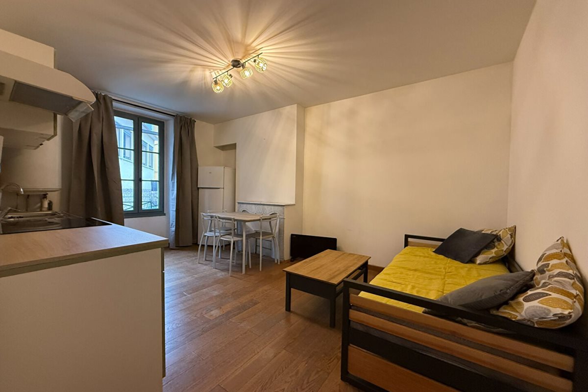Appartement à louer, 42m², Montauroux
