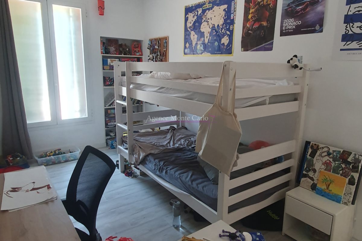 Appartement à louer, 51m², Menton